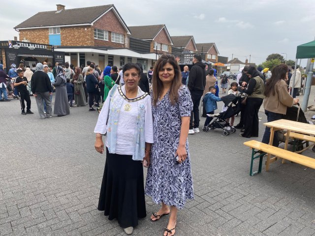 Cllr Haq and Cllr Chohan at the Oadby food festival